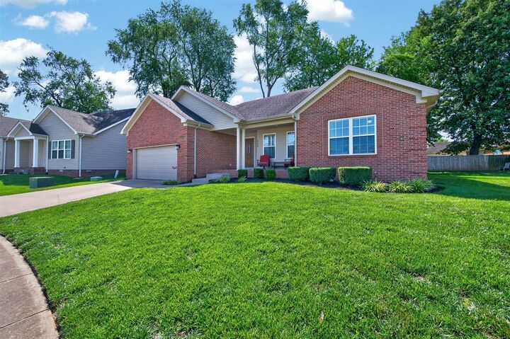 Property Photo: 2748 Pointe Court KY 42104