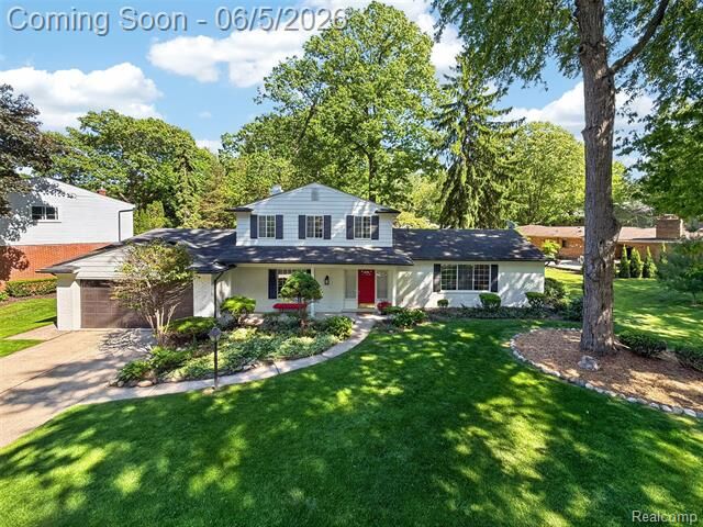 Property Photo: 16240 Forestview Drive MI 48036