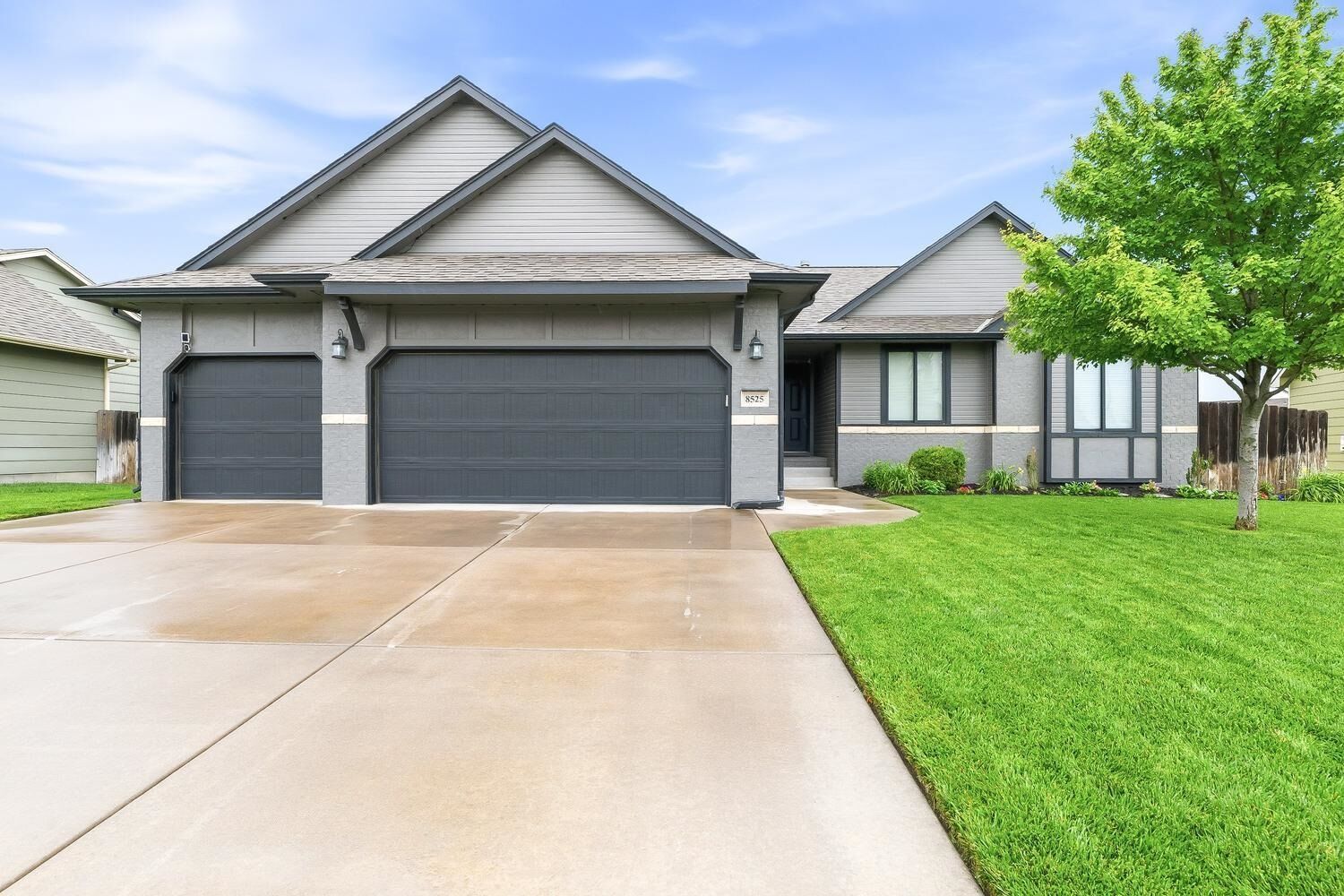 Property Photo:  8525 W Candlewood Ct  KS 67205 