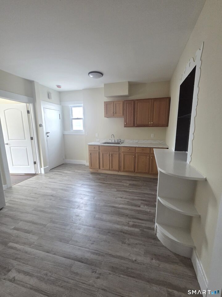 Property Photo:  37 Rose Park Avenue  CT 06902 