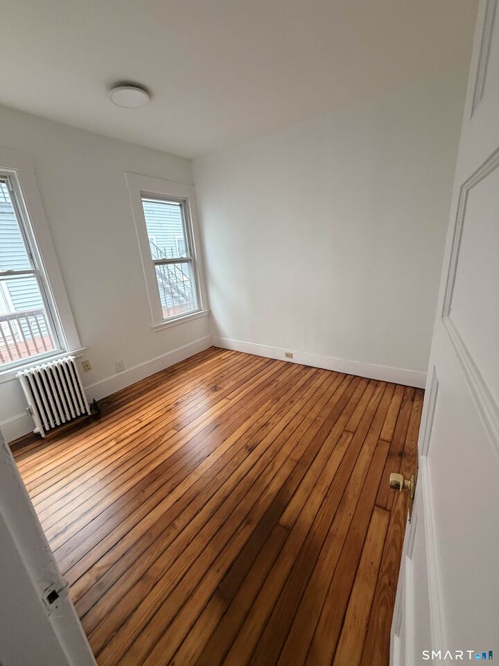 Property Photo:  621 Elm Street  CT 06511 