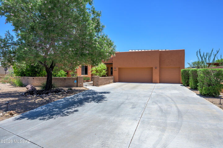 Property Photo:  5636 S Creosote Ridge Way  AZ 85747 