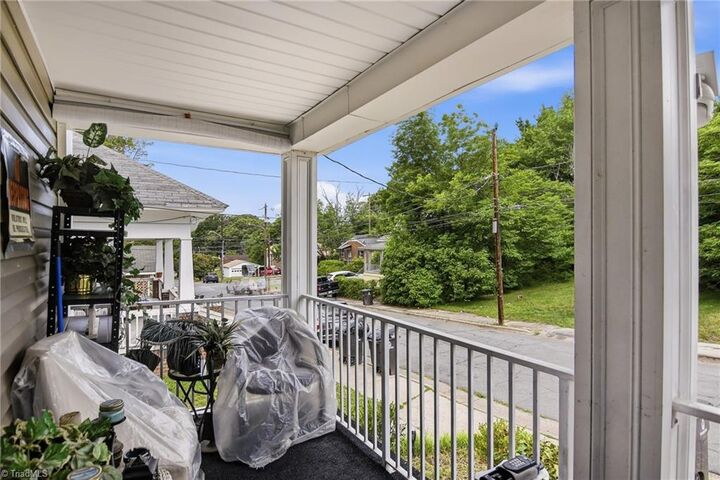 Property Photo:  1314 E First Street  NC 27101 