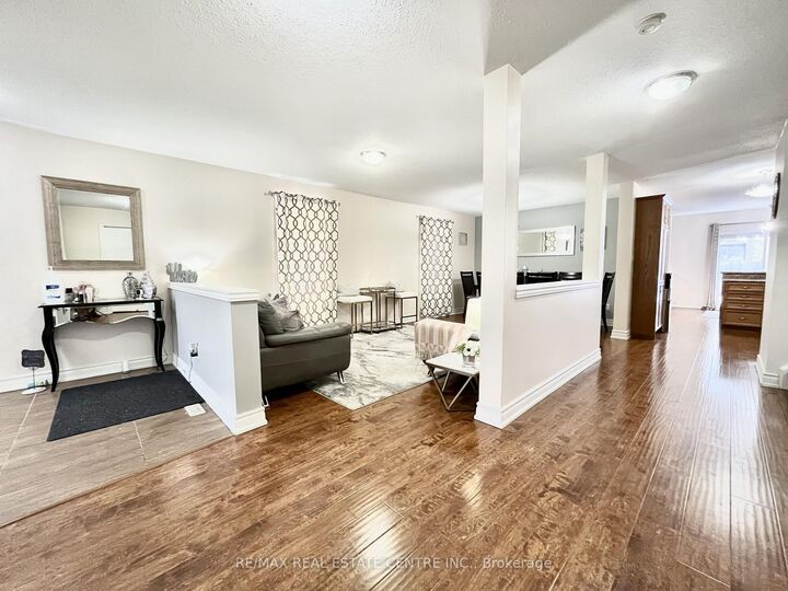 Property Photo:  1771 Mickleborough Drive W  ON N6G 5R4 