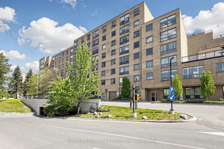 Property Photo: 326 Major Mackenzie Drive 307 ON L4C 8T4