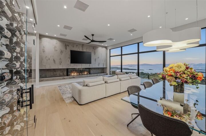Property Photo:  7545 Copley Ridge Dr  BC V0R 2H0 