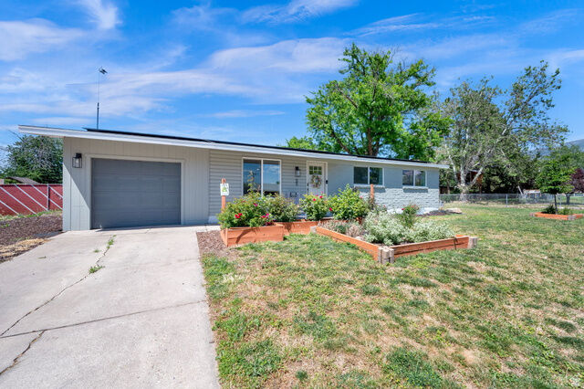Property Photo: 55 E Diamond St N UT 84041