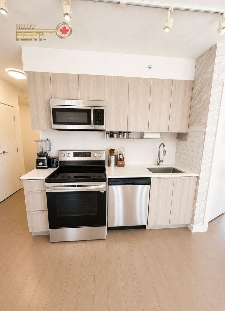 Property Photo:  13308 Central Avenue 2303  BC V3T 0M4 