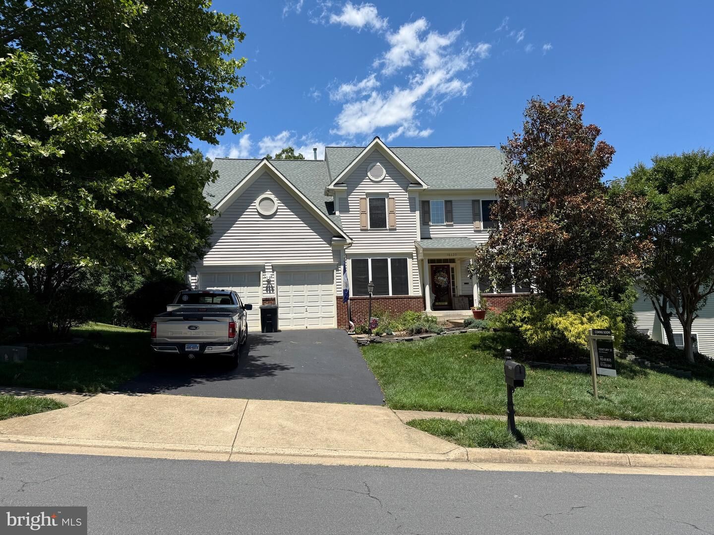 Property Photo: 18620 Kerill Road VA 22172