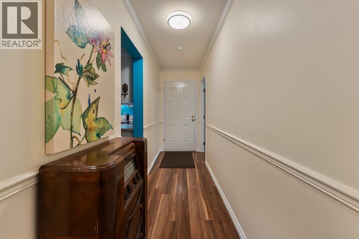 Property Photo: 1534 Lawrence Avenue 304 BC V1Y 6M8