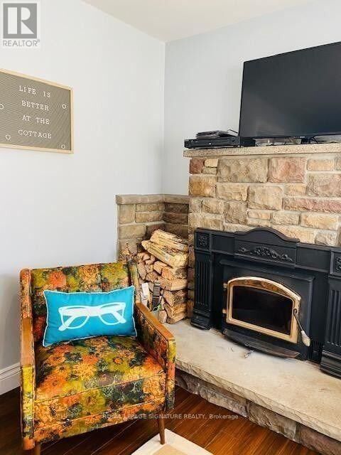 Property Photo:  23 61st Street South  ON L9Z 1W1 