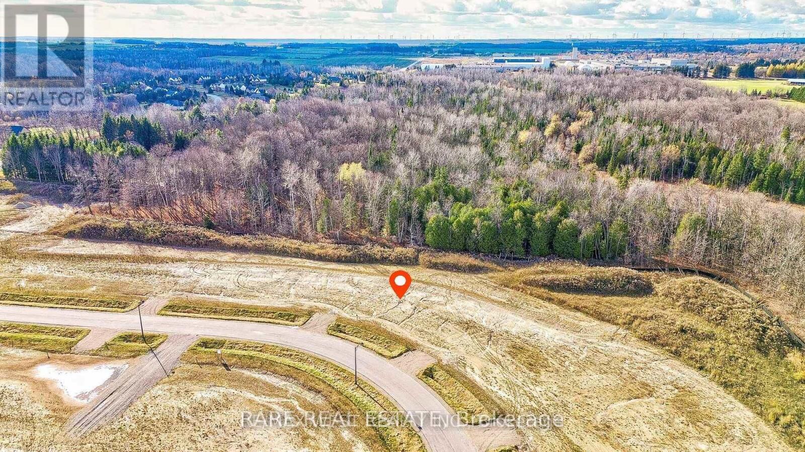 Property Photo:  10 Private Berry Drive  ON L9V 2T7 