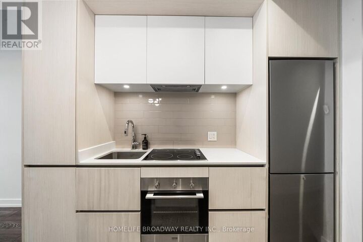 Property Photo:  34 Tubman Avenue 801  ON M5A 0R2 