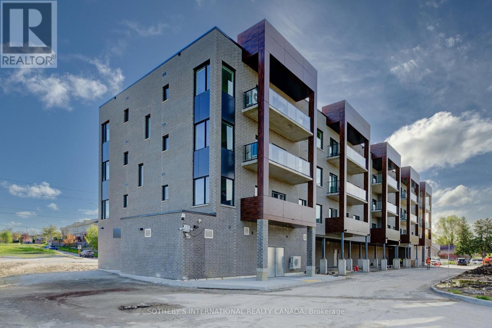 Property Photo:  408 Dundas Street South 303  ON N1R 8H7 