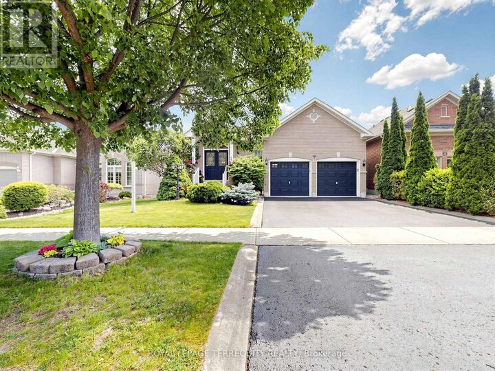 Property Photo: 19 Johnson Crescent ON L7G 6C9
