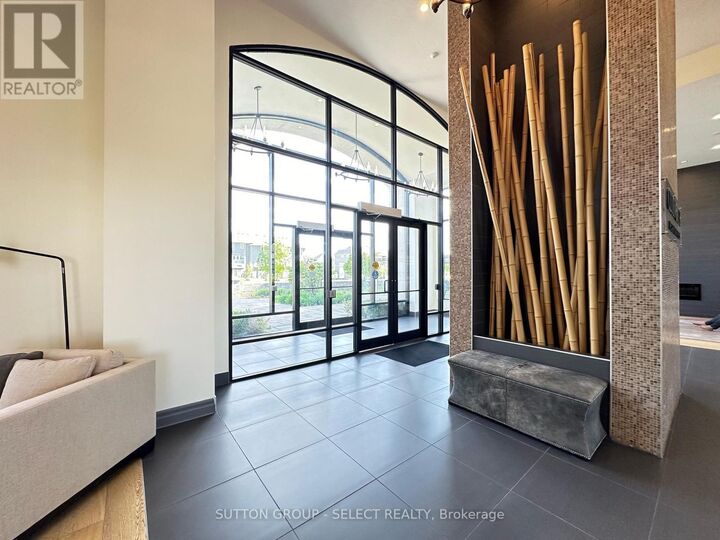 Property Photo:  260 Villagewalk Boulevard 314  ON N6G 0P6 
