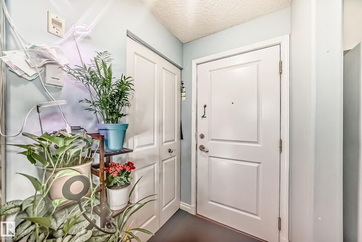 Property Photo: 10535 122 Street NW 108 AB T5N 4B7
