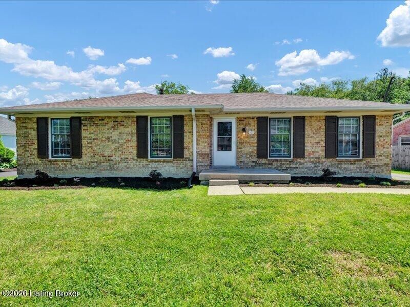Property Photo:  309 Moser Rd  KY 40223 