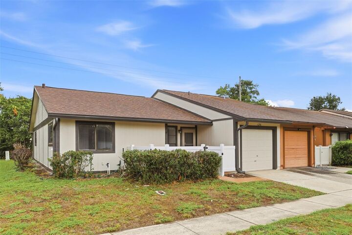 Property Photo:  1056 Soria Avenue  FL 32807 