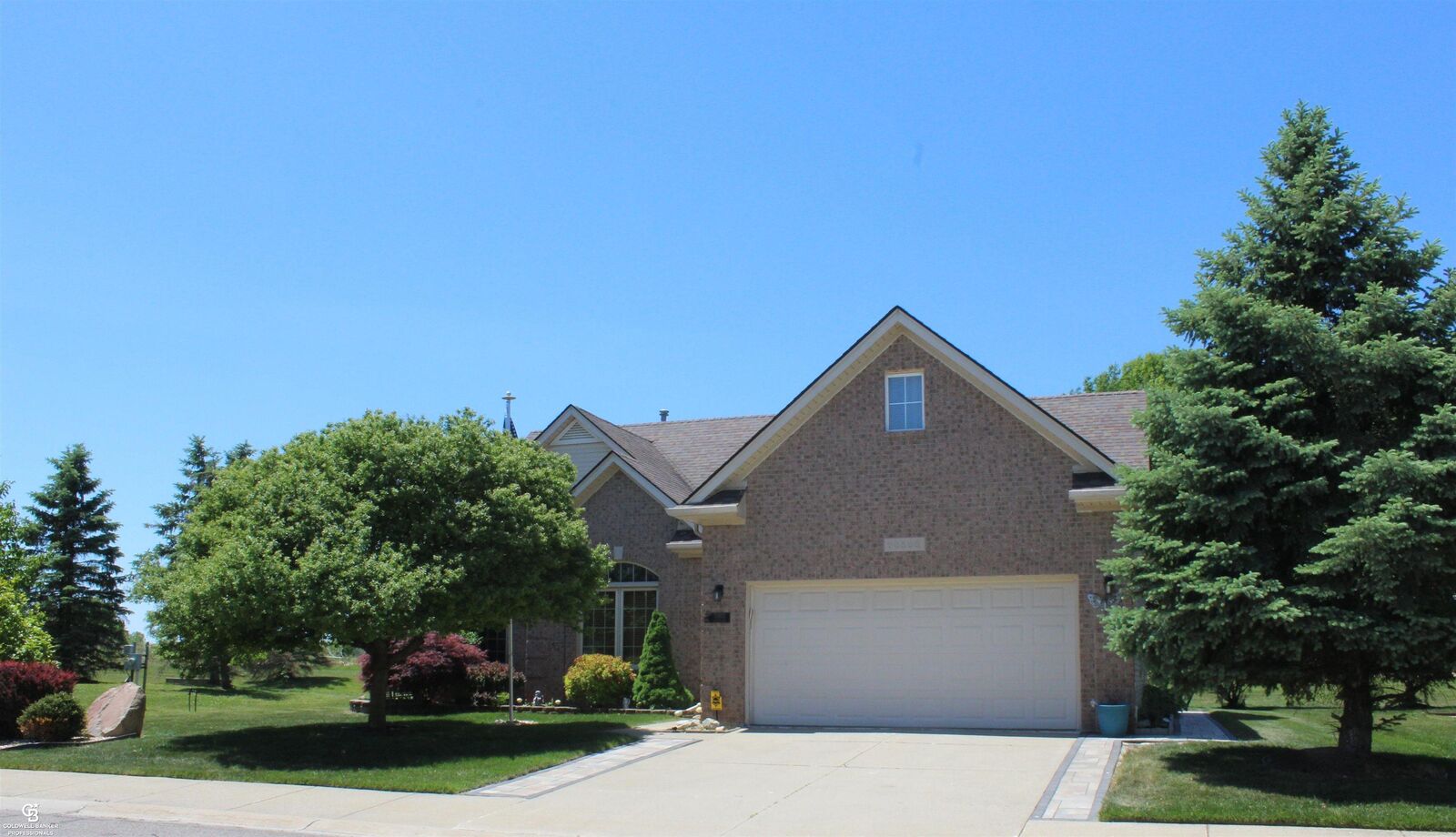 Property Photo:  70503 Natures Way  MI 48062 