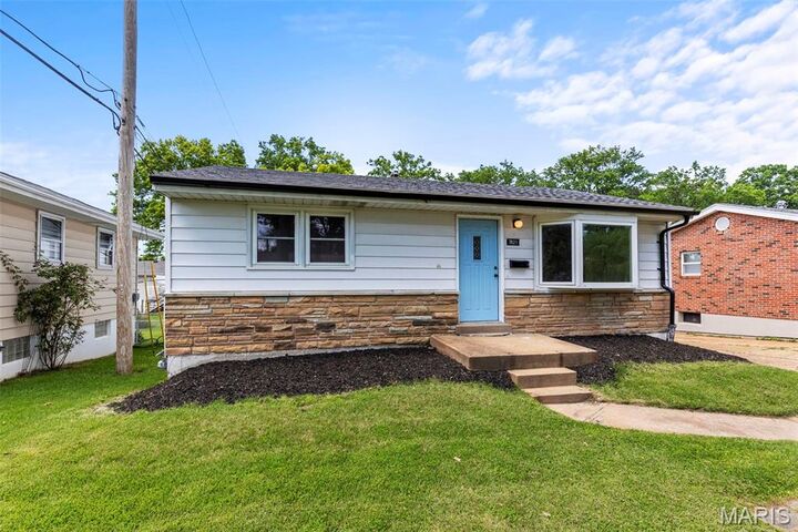 Property Photo:  7821 Clymer Drive  MO 63123 