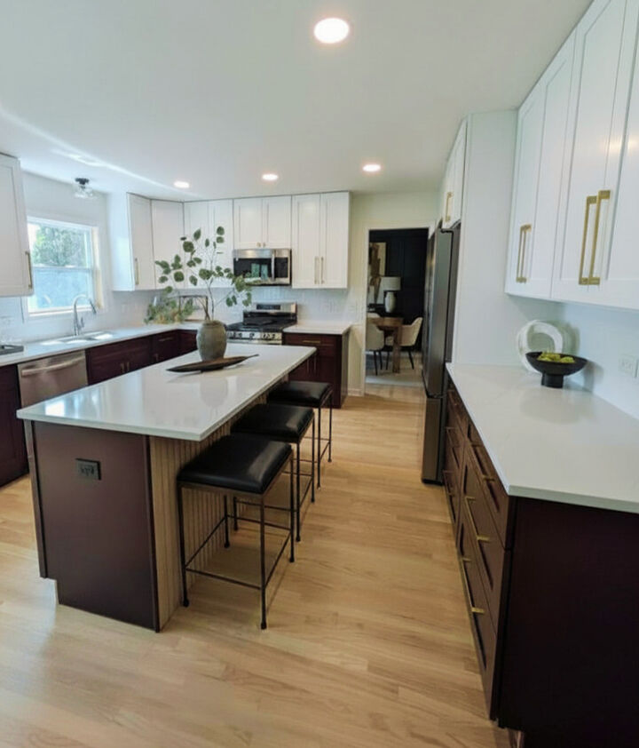 Property Photo:  