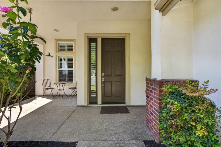 Property Photo:  8 Anton Court  CA 95835 