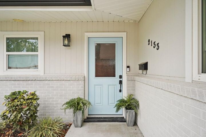 Property Photo:  2133 Generes Drive  LA 70123 
