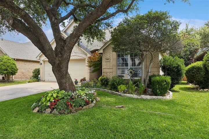 Property Photo:  3516 Stone Creek Court  TX 76137 