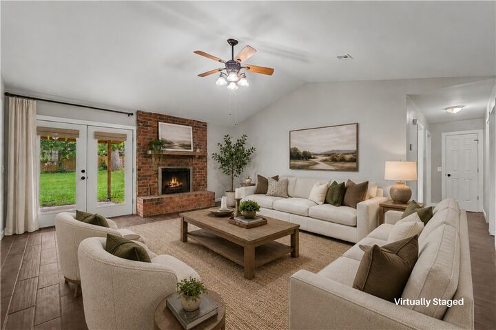Property Photo: 1001 N Dove Drive AR 72756