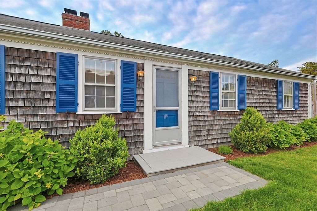 Property Photo: 10 Holiday Ln MA 02639