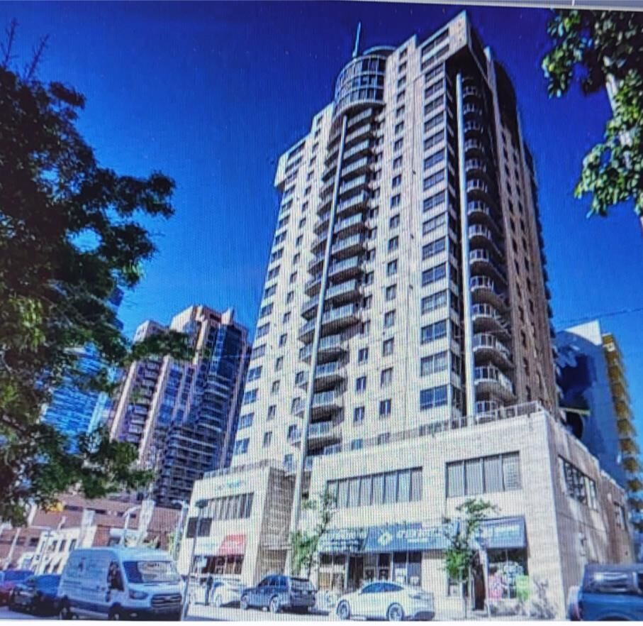 Property Photo: 683 10 Street SW 1901 AB T2P 5G3