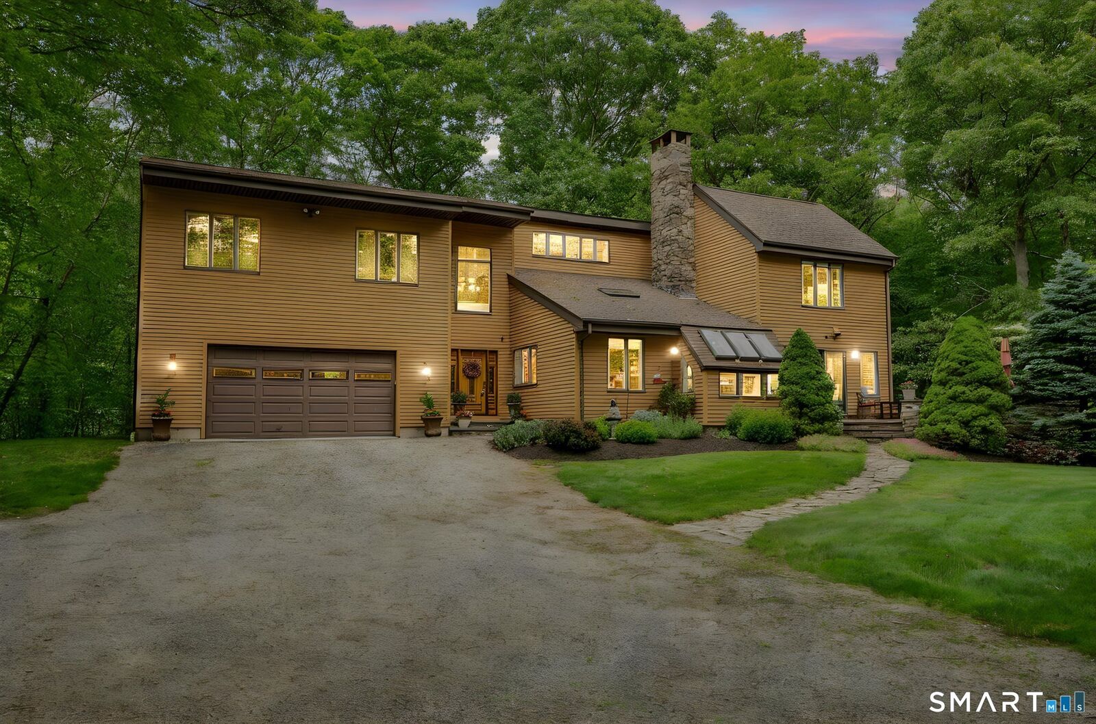 Property Photo:  18 South Road  CT 06334 