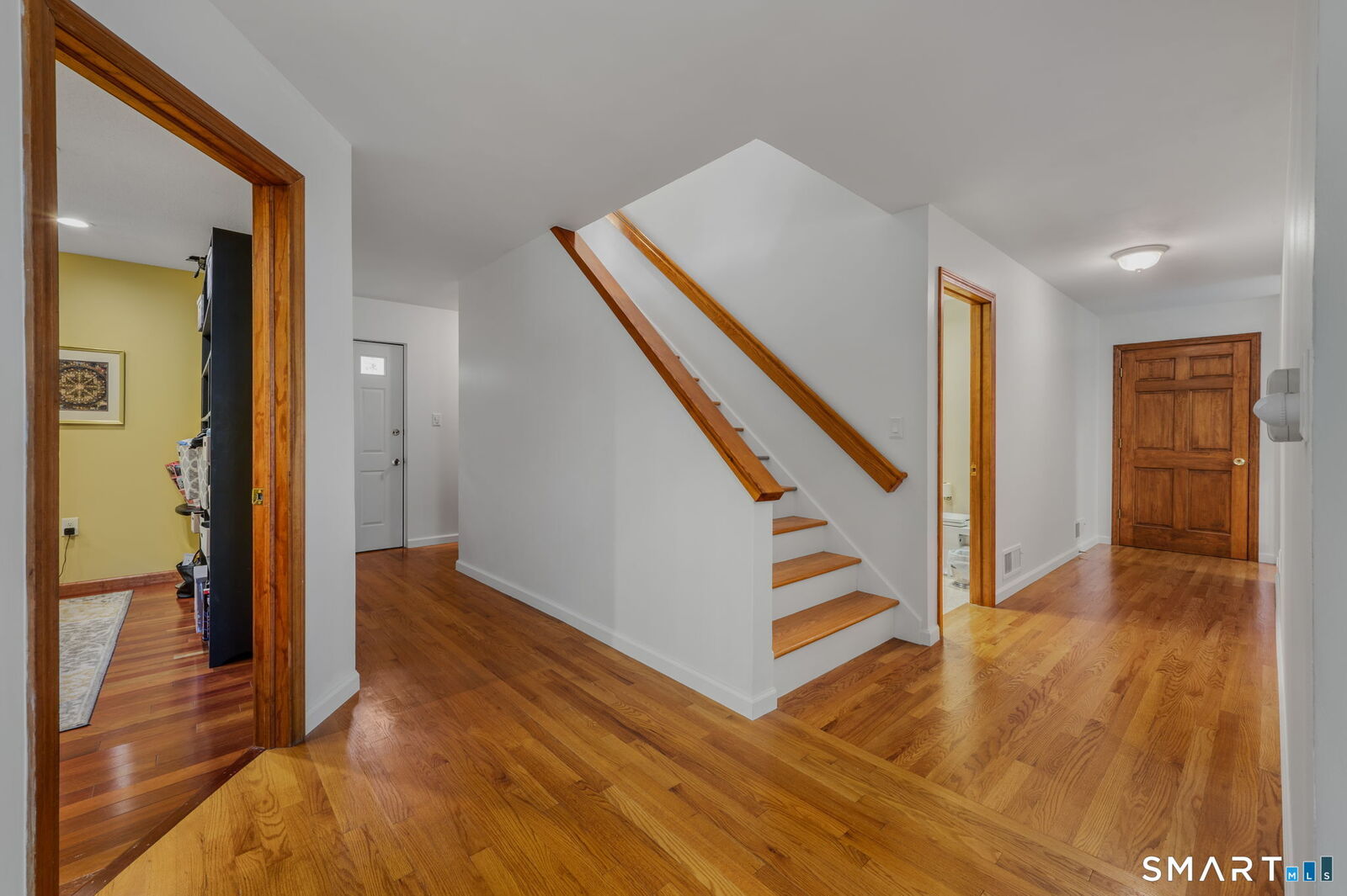 Property Photo:  18 South Road  CT 06334 