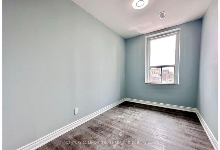 Property Photo:  113 James Street N 306  ON L8R 2K6 