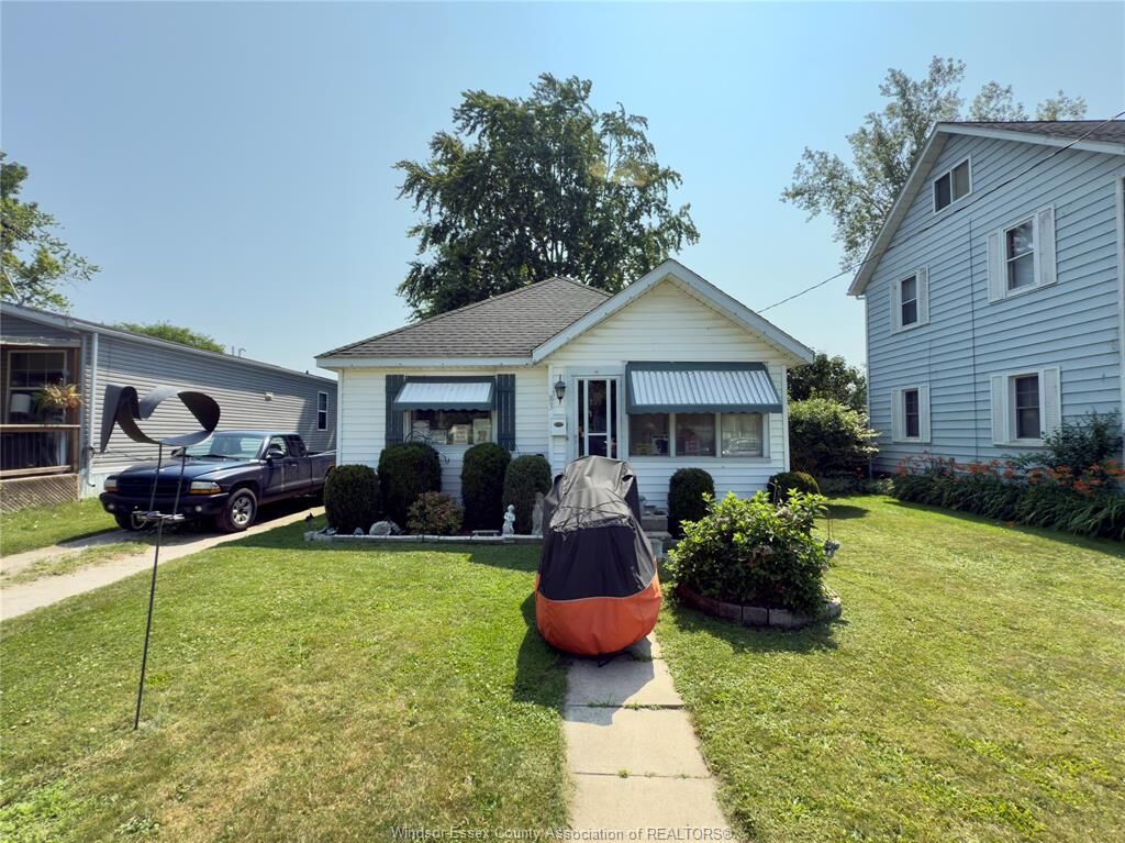 Property Photo:  83 Victoria Avenue  ON N9Y 1T2 