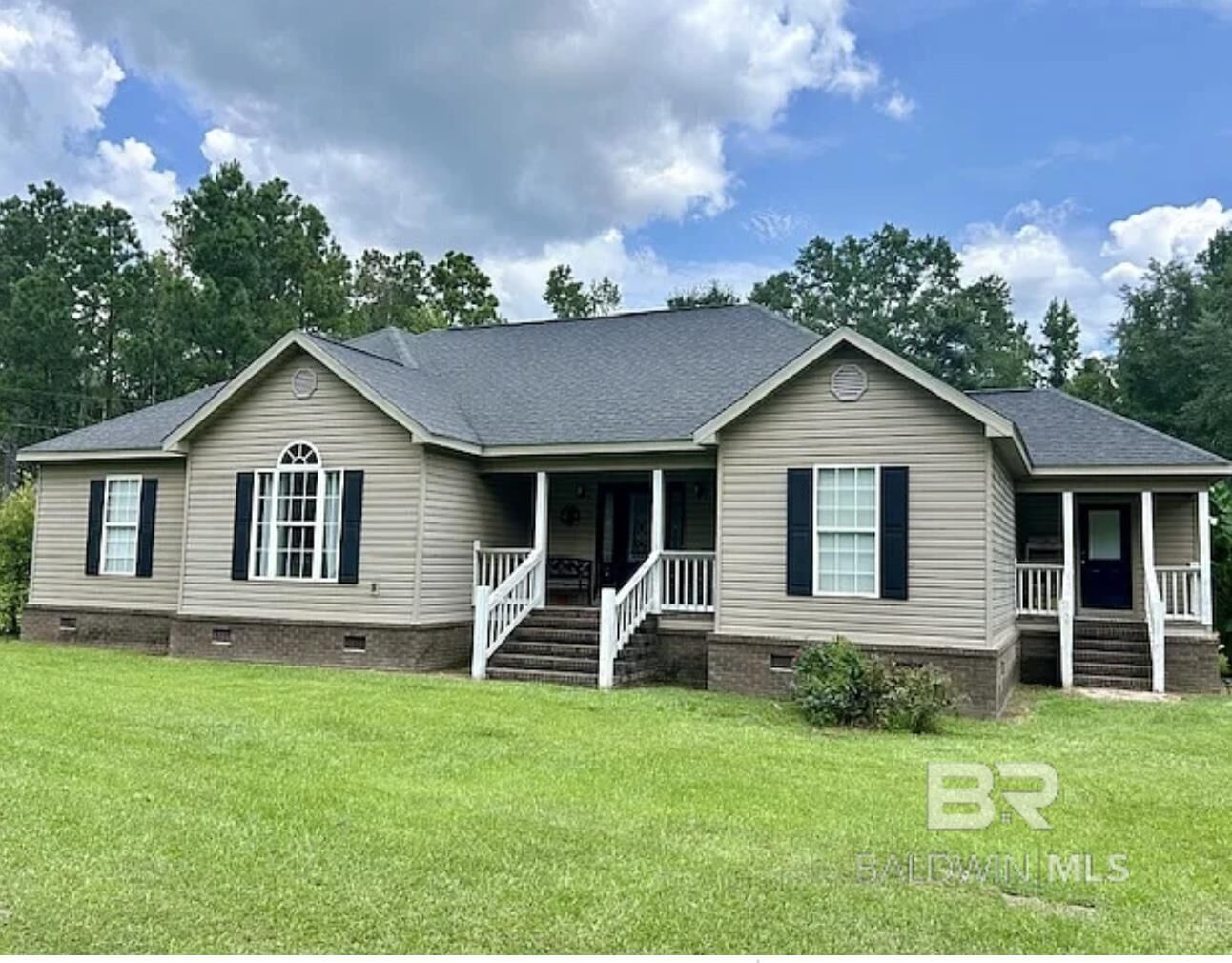 Property Photo: 5460 County Road 13 AL 36435