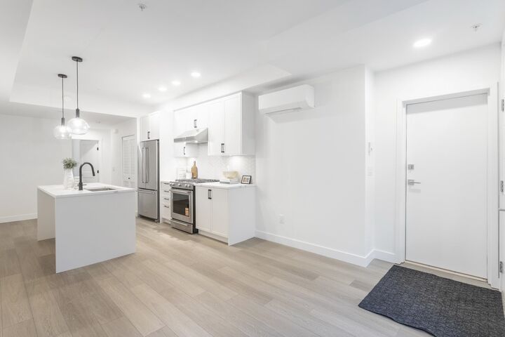 Property Photo: 720 Robinson Street 120 BC V3J 0P9