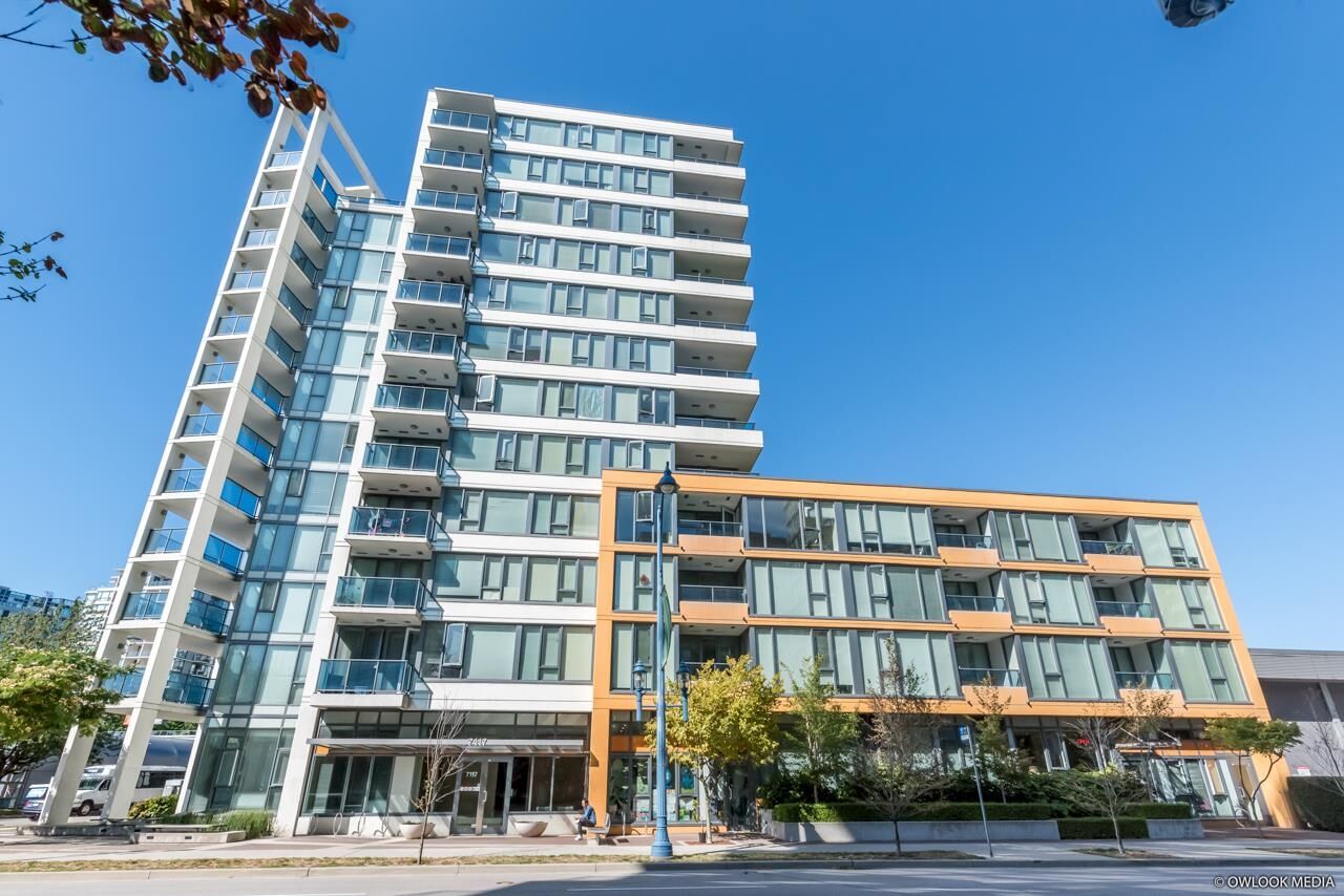 Property Photo: 7117 Elmbridge Way 105 BC V6X 0J2