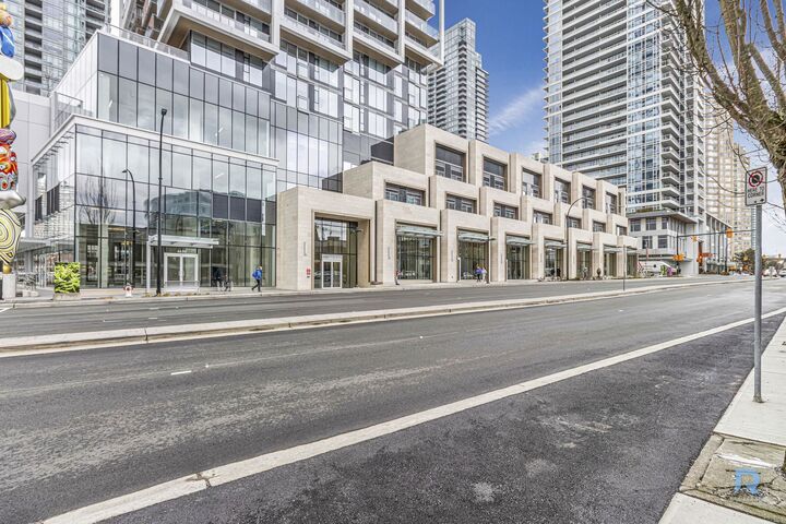 Property Photo: 6000 McKay Avenue 206 BC V5H 0K2