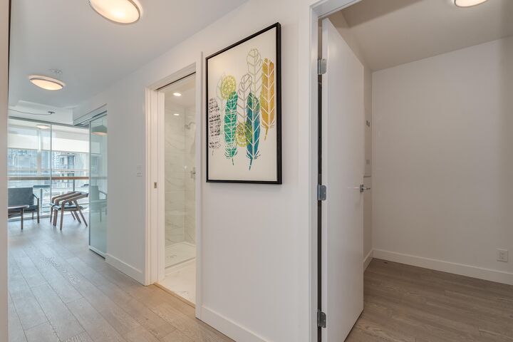 Property Photo:  1283 Howe Street 2105  BC V6Z 1C1 