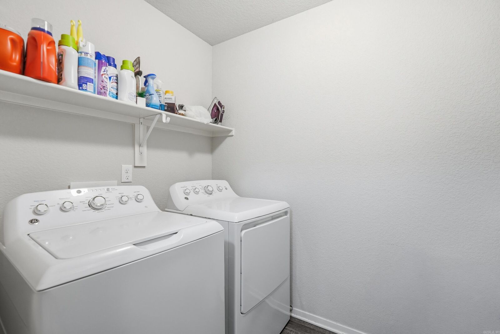 Property Photo: 108 Giselle Drive AR 72204
