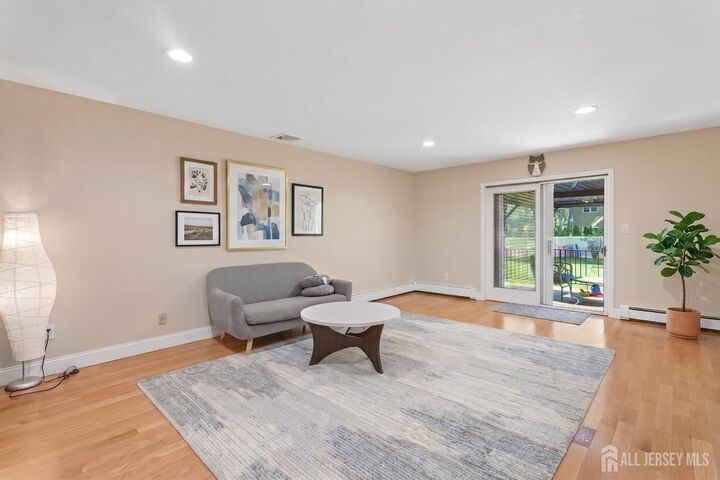 Property Photo:  16 Cutter Avenue  NJ 08820 