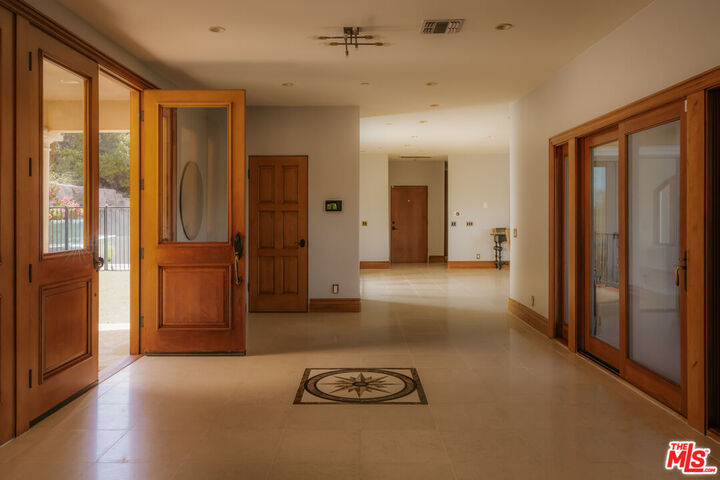 Property Photo: 24410 Mulholland Hwy CA 91302