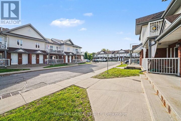 Property Photo:  88 Lafleche Boulevard 204  ON K0A 1M0 