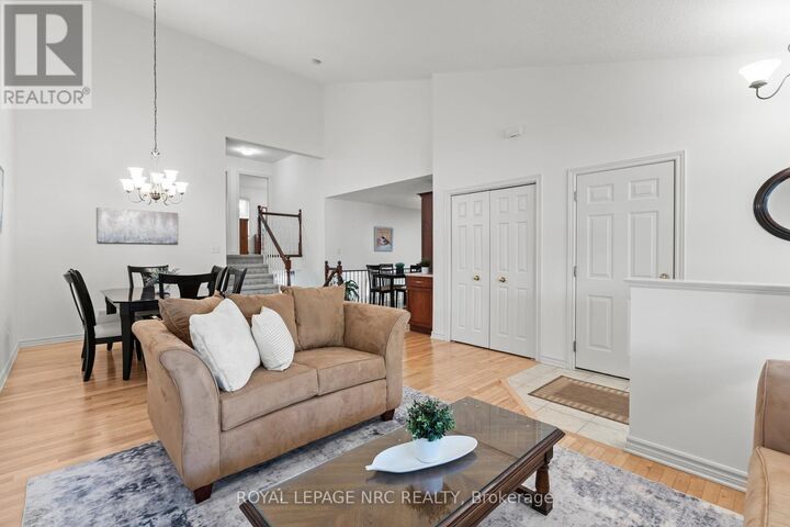 Property Photo:  14 Hope Avenue West  ON L0S 1T0 