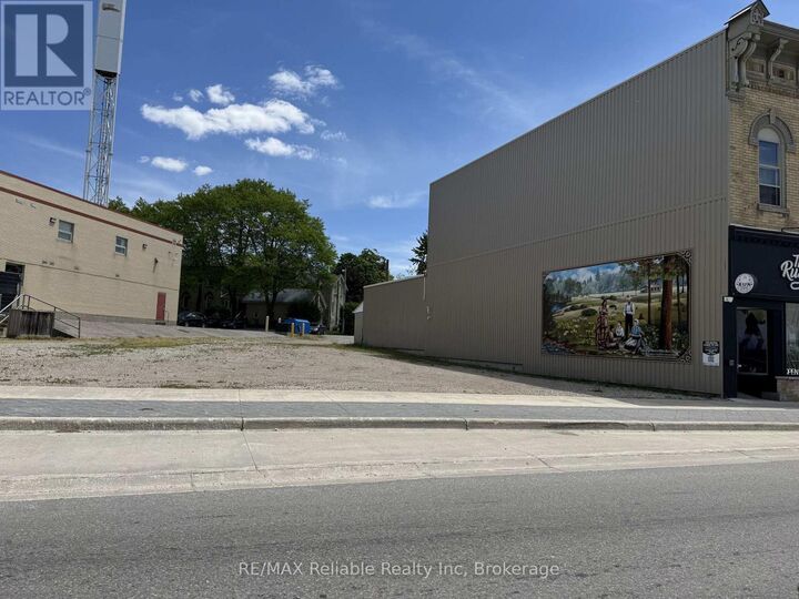 Property Photo:  17 Albert Street  ON N0M 1L0 