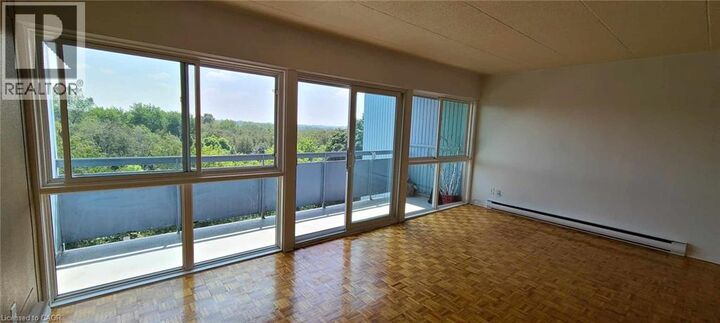 Property Photo:  105 Conroy Crescent 505  ON N1G 2V5 