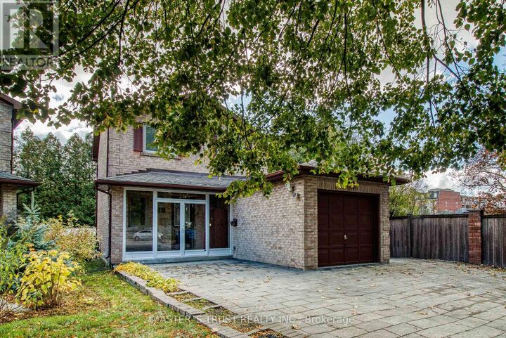 Property Photo:  20 Valhalla Court  ON L4G 5W3 