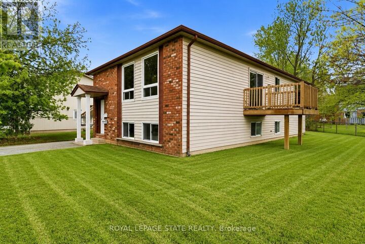 Property Photo:  21 Kirk Street Main  ON L2S 1B9 